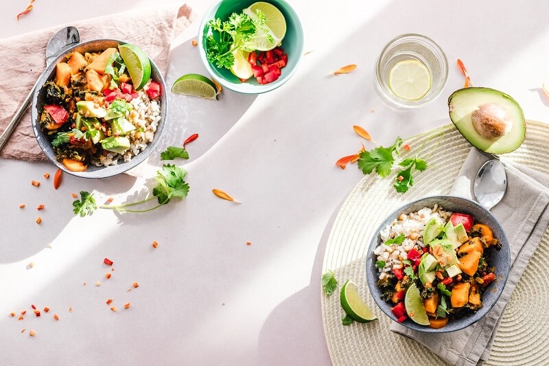 Nutrition and hydration tips after embryo transfer